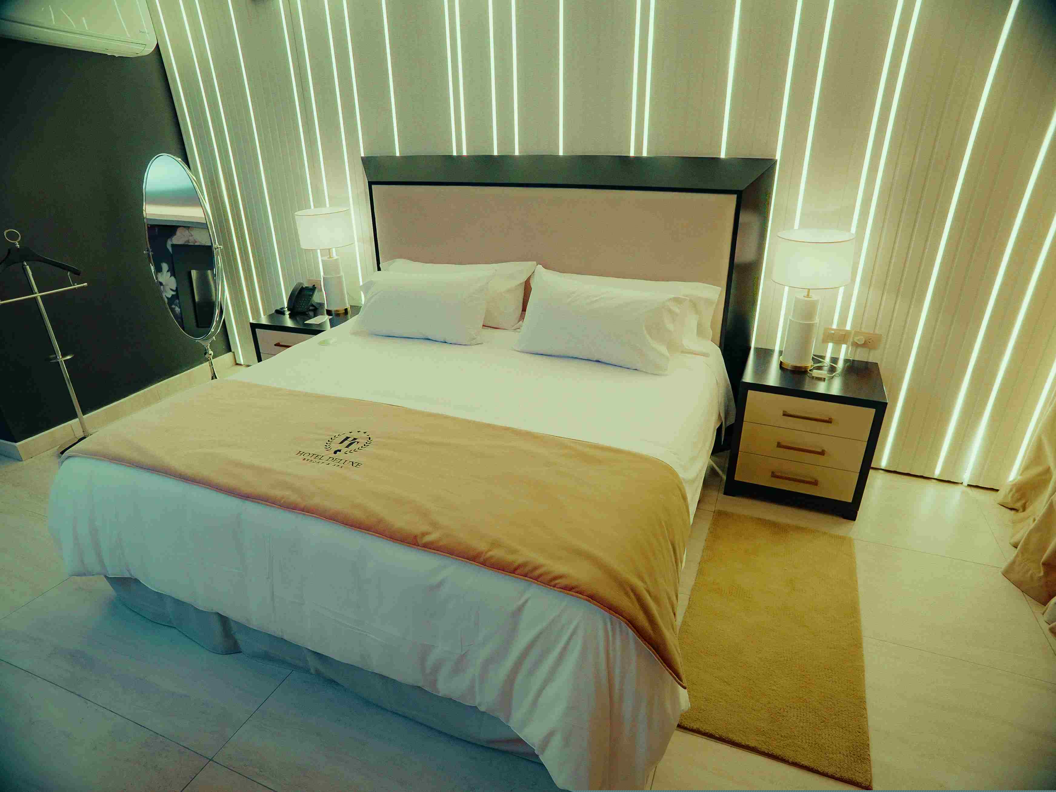 Suite Vittoria HT Hotel Deluxe